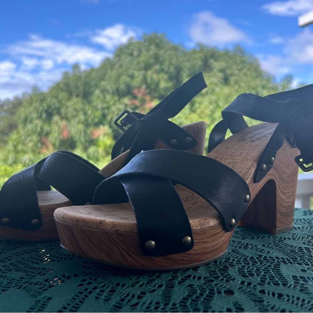 KORK-EASE LIGHTWEIGHT EXTRA COMFY LEATHER SANDAL 4” HEEL w/ 1” PLATFORM “DREW”
